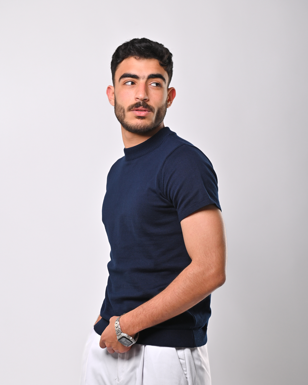 Navy blue knit short sleeve high neck T-shirt